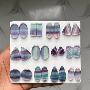 Coppia di cabochon di fluorite verde naturale, pietre di fluorite abbinate per la creazione di gioielli, fornitura per ciondoli con avvolgimento in filo metallico immagine 2