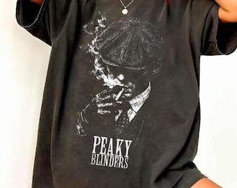 Imagen PNG de Tommy Shelby de Peaky Blinders, estilo vintage, fan art de El hombre inmortal 2026, descarga digital, diseño de camiseta imprimible