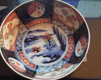 Late 19th C. Antique Japanese Arita muliticolred bowl