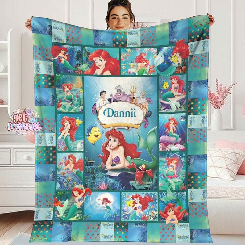 Personalized The Little Mermaid Blanket, Ariel Princess Fleece Blanket, Disneyland Princess Birthday Gift, Disneyland Christmas Blanket Bild 1