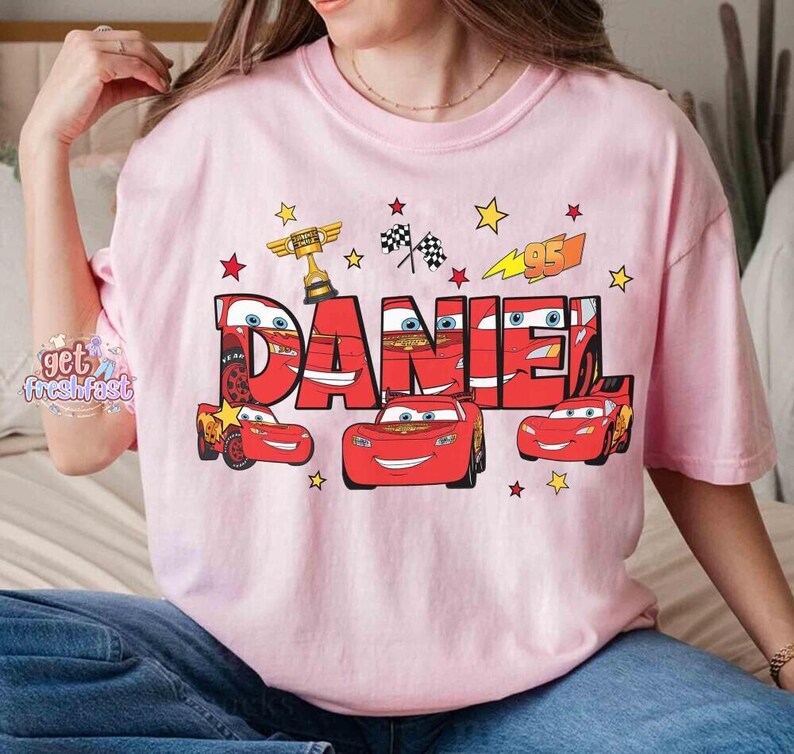 Custom Name Disneyland Pixar Cars Characters Group Shirt, Personalized MC Queen Tow Mater Sally Tee, Disneyland Family 2026 Matching Shirt bild 2