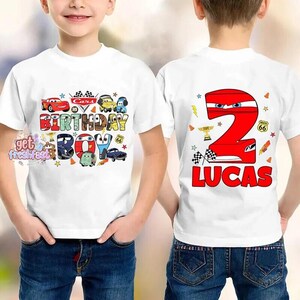 Camiseta de cumpleaños de Rayo McQueen para niño, camiseta de cumpleaños personalizada de Cars de Disney, sudadera familiar a juego de Disneyland, camiseta de vacaciones de Disneyworld imagen 2