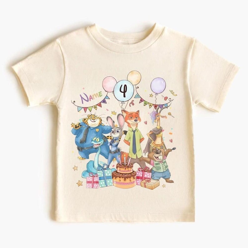 Camiseta de cumpleaños personalizada con nombre y edad de Zootopia 2, regalo de cumpleaños de Disneyland con Judy Hopps, Nick Wilde y Gary De'Snake, camiseta familiar de Disneyland. imagen 2