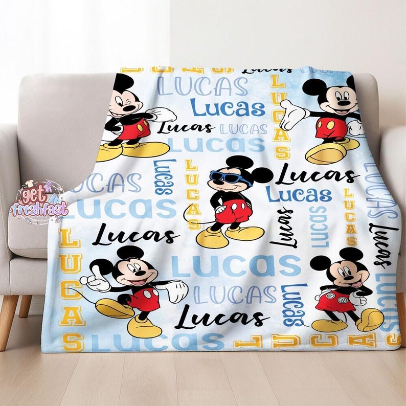 Personalized Watercolor Mickey Mouse Blanket, Custom Name Disneyland Mickey Blanket, Mickey Birthday Gifts, Disneyland Christmas Blanket 画像 2