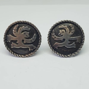 Taxco Sterling Silver Round Aztec Style Figural Screwback Earrings
