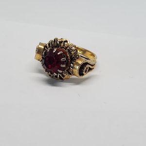Vintage rote Strass Gold-Ton-Blumen-Rollenring, verstellbar