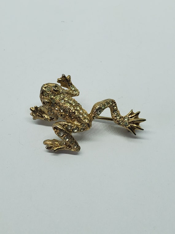 Les Bernard Gold Tone Rhinestone Frog Brooch