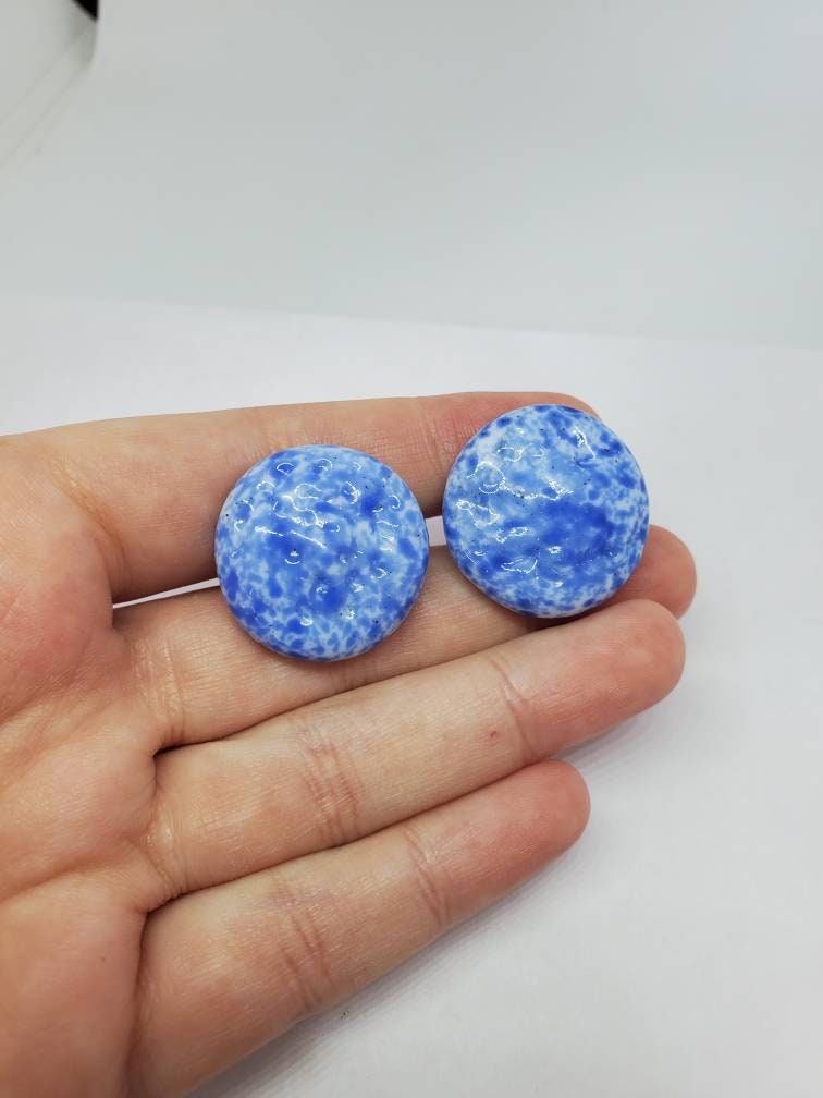 Blue and White Speckled Milk Glass Screwback Earrings - Etsy