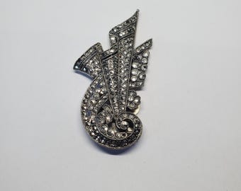 Vintage Art Deco Marcasite Silver Tone Ribbon Fur Clip