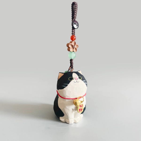 Japanische traditionelle Hand geschnitzte glückliche Katze Schlüsselbund, hölzerne Katze Taschenanhänger, handgemachter Telefon Charme, Maneki Schlüsselring, niedliches Katzen Geldbeutel Charme Geschenk