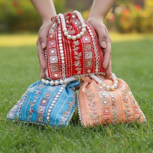 Paquete de 3 bolsas Potli de colores variados, bolsa Potli de regalo de devolución, bolsa Potli para mujeres, bolsa Potli de boda con parte de gatito, bolsa Potli de algodón, Potli hecha a mano