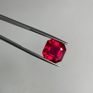 Lab Grown Ruby Gemstone – Asscher Cut, AAA Quality, 10.30mm