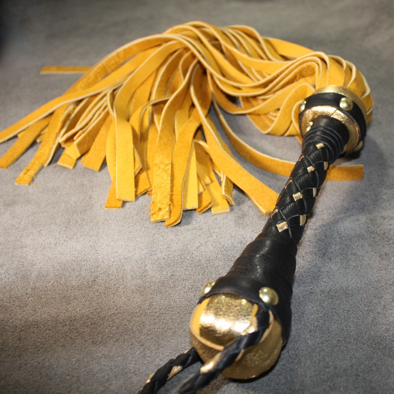 Elk Hide Flogger – Leather Flogger – Adult Kink Toy – Custom to Order 