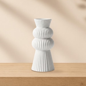 3D Printed Ribbed Vase | Organic Modern Flower Vase | Minimalist Table Decor | Waterproof Aesthetic Home Accent | Auro3D