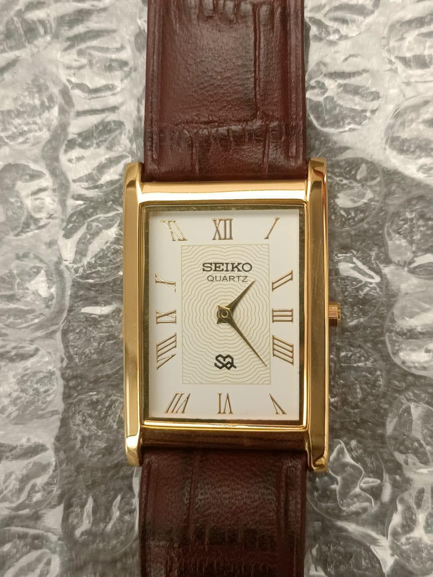 レアSEIKO QUARTZ タンク腕時計 電池新品 Seiko quartz battery - Etsy