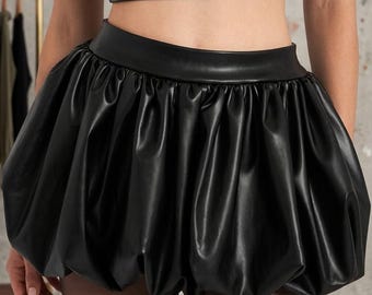 Minifalda plisada de piel sintética negra para mujer – Falda acampanada de talle alto y corte en A