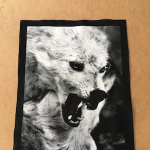 Wolf Back patch crust nature forest