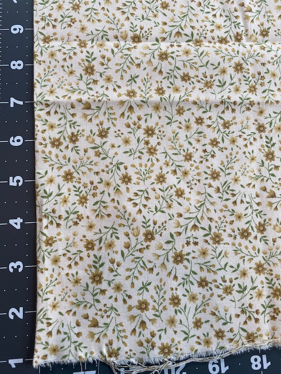 Vintage Ditsy Brown Gold Floral Calico cotton fabric - 25” x 44”