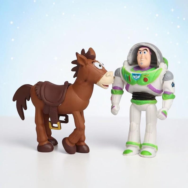 Toy Story Actionfigurset • Woody Buzz Lightyear Jessie Forky Bullseye-figurer • Tecknade samlarleksaker • Barnpresent bild 6