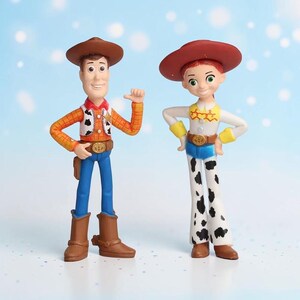 Toy Story Actionfigurset • Woody Buzz Lightyear Jessie Forky Bullseye-figurer • Tecknade samlarleksaker • Barnpresent bild 4