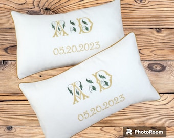 Wedding Kneeling Pillow Personalzied Couple Pillow For Kneeling Wedding Gift For Church Gold Cross Pillow Wedding Shower Wedding Cushion