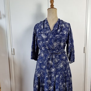 Robe bleu marine et or shop