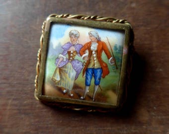 Jolie Broche en Porcelaine de Limoges, Vintage Français Années 1940s, Couple d'Amoureux Peints à la Main