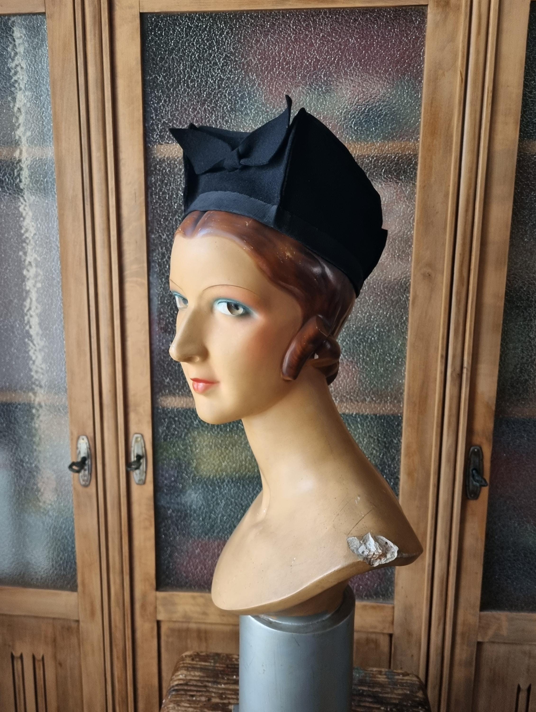 Petit Chapeau Toque Noir Ancien Années 1930-1940 - Occasion Vintage