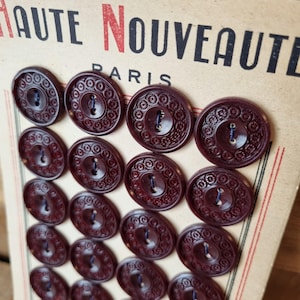 Mercerie Ancienne - Superbes Boutons Années 1930s 1940s en Celluloïd Bordeaux, Stock Français