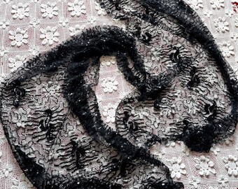 Mercerie Ancienne - Deux Magnifiques Coupons de Tulle Noire Rebrodée de Sequins et Perles de Rocaille, Circa 1920s 1930s,  Vintage Français
