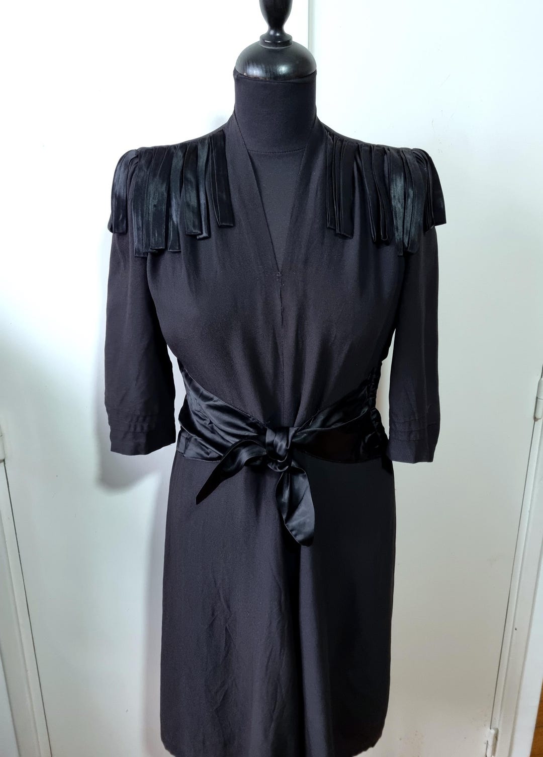 Chemisier Crêpe Noir Tacheté Stella Forest Style Années 40 - Taille 10/12 - Occasion Excellent État