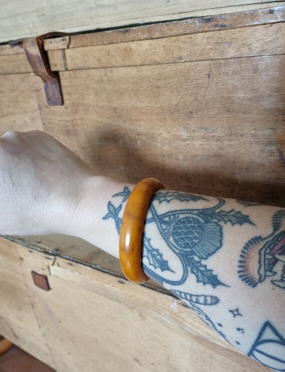 Magnifique Bracelet French Bakélite, Couleur Caramel View 2
