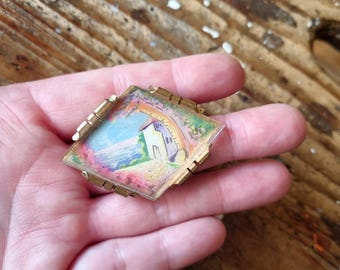 Broche Vintage Années 1950 - Jeune Fille à L'oiseau Sous Plexiglass - Occasion
