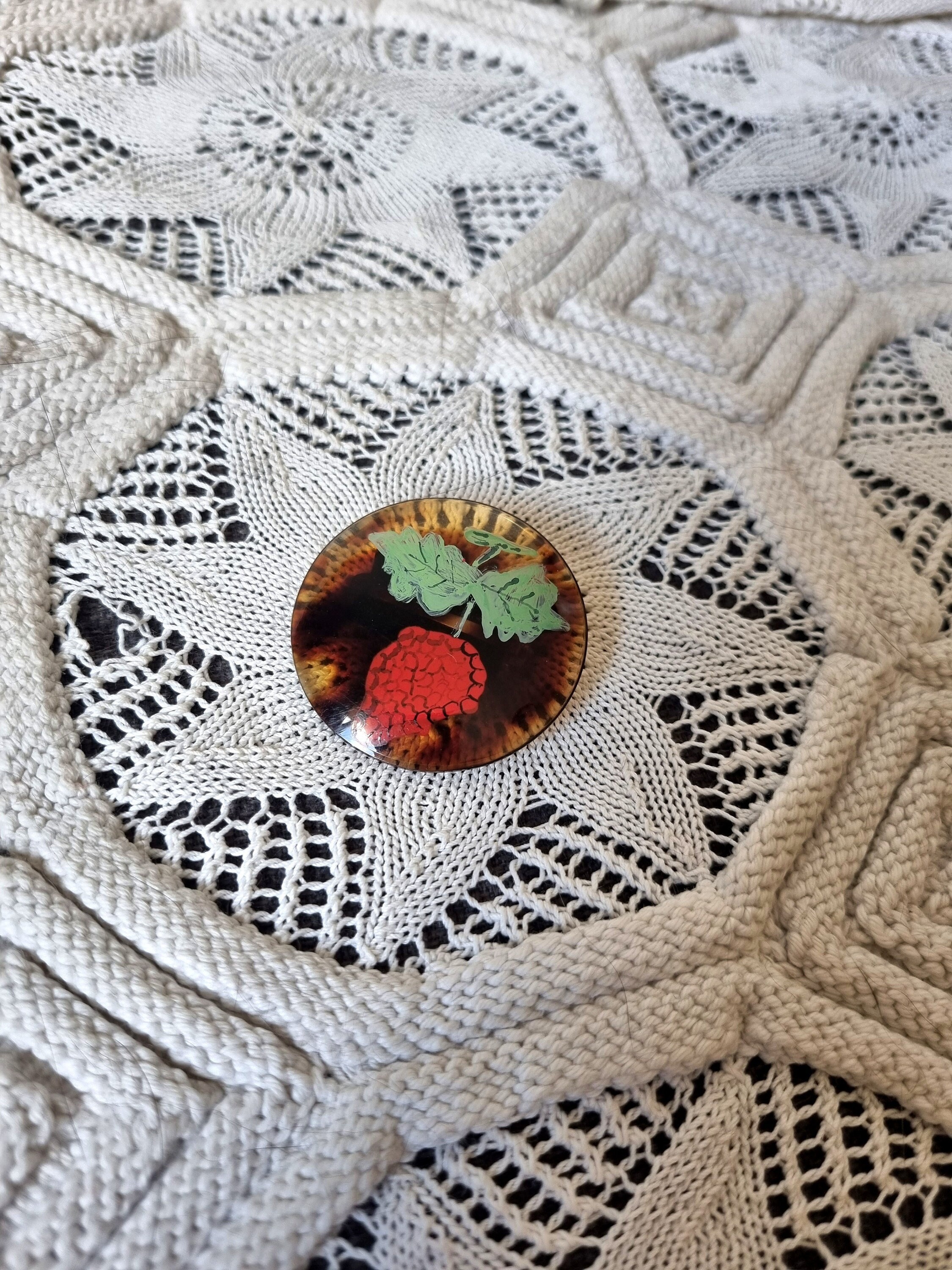 Broche Vintage Signée WEILL PARIS – Strass Et Métal Doré – Pièce De Collection