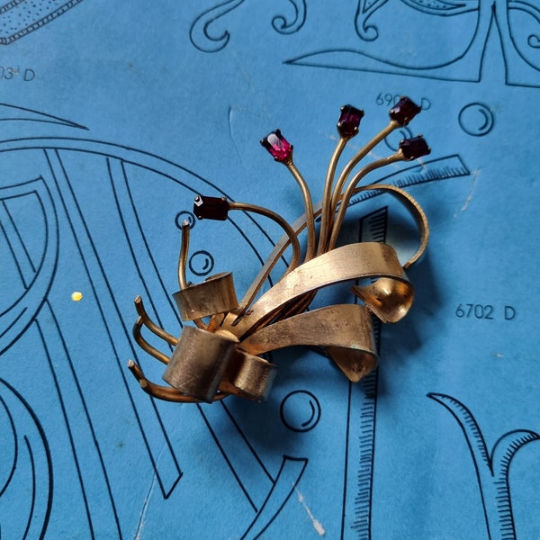 Broche Vintage Art Déco Années 1920 - Métal Doré Et Strass, Occasion