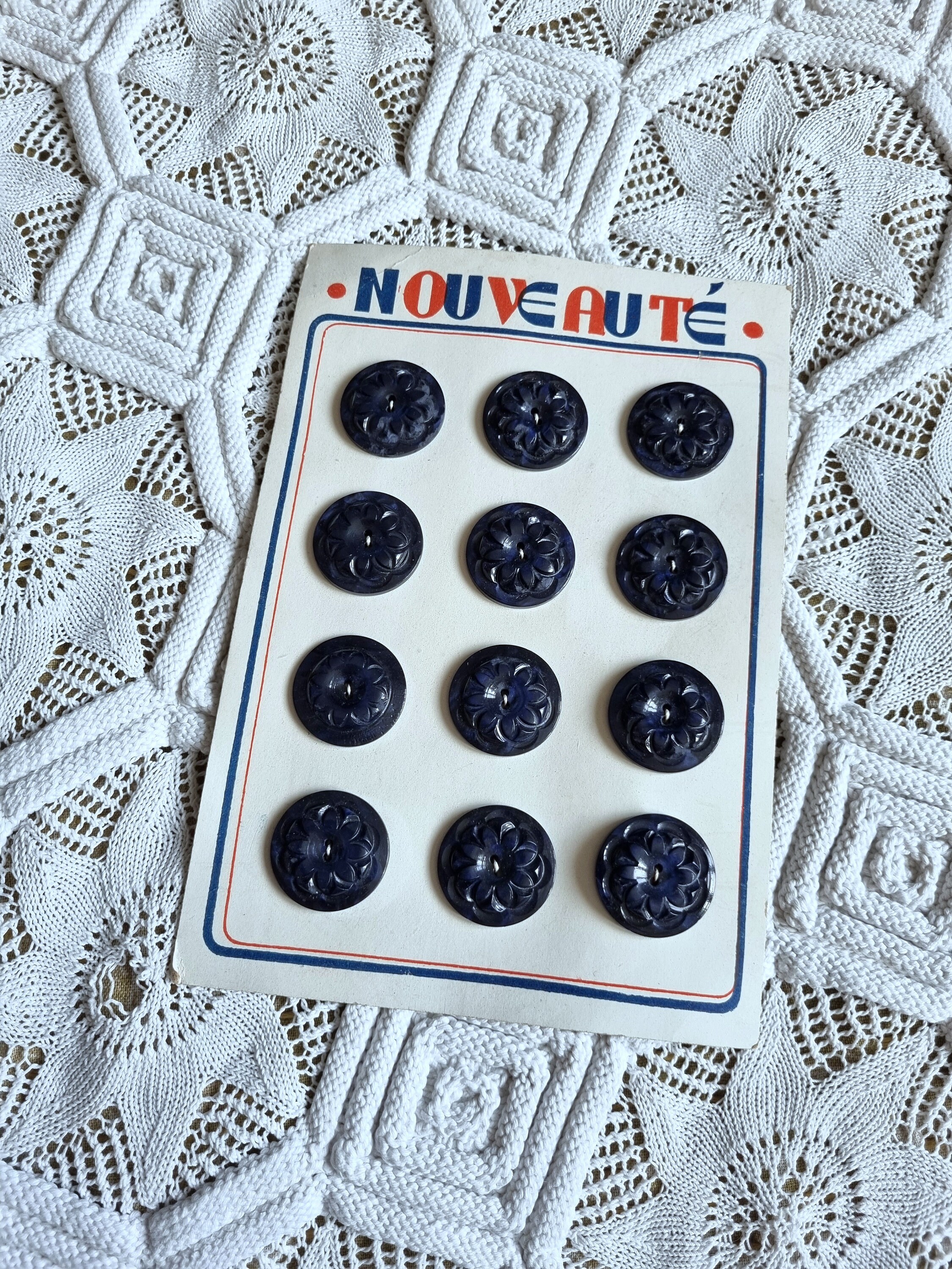 Bouton Vintage Bleu Et Blanc - Mercerie Ancienne - Occasion - Pièce Unique (ref 2820)