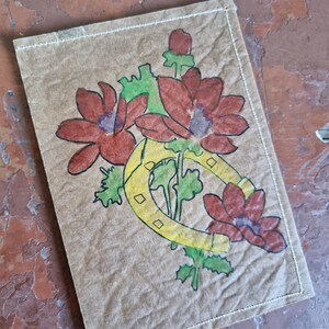 Ravissant Porte-Photos Années 1940s, Papier Cartonné Peint à la Main - Modèle Fer à Cheval et Fleurs, Stock Français imagen 3
