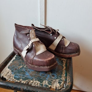 Anciennes Chaussures De Football Des Années 1940 - Crampons Vintage France