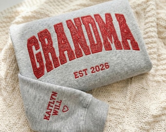 Custom Glitter Embroidered Grandma Sweatshirt, Personalized Kids' Names, Mom Applique Sweatshirt, Grandma Sweater, Mother's Day Gift