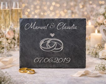 Personalized wedding gift: slate plaque with names & date – wedding plaque with heart and rings – wedding gift for the bride and groom