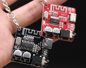 Recycled Circuit Board Keychain, Upcycled Chip, Personalized Graduation Gift for Engineering Students