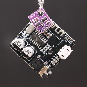 Halsband med återvunnet kretskort, Cyberpunk Tech-hänge, nördgåva för programmerare