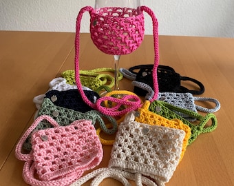 portabicchieri da vino all'uncinetto