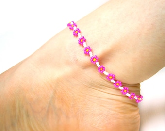 Pink Flower Anklet, Daisy Chain Ankle Bracelet, Neon Pink Beach Jewelry for Summer, Magenta  Bead Anklet, Gift Under 20 UK