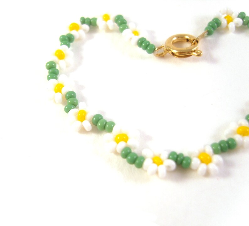 Flower Girl Bracelet, Childrens Jewelry, Daisy Chain Bracelet, Little Girls Jewelry, UK Seller image 2