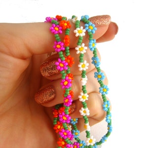 Daisy Bracelet: Seed Beaded Daisy Chain Bracelet, Seed Bead Flower Bracelet UK image 7