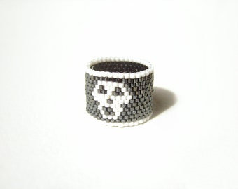 Skull Ring, Beaded Band, Seed Bead Ring, Monochrome Jewelry, Skull Jewelry UK