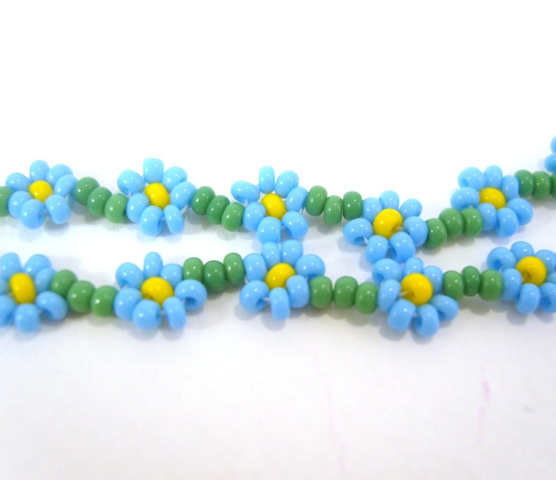 Forget Me Not Bracelet, Blue Flower Bracelet, Daisy Chain Bracelet, UK Seller image 2