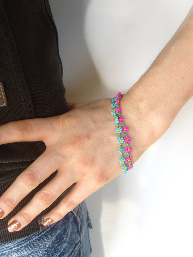 Forget Me Not Bracelet, Blue Flower Bracelet, Daisy Chain Bracelet, UK Seller image 5