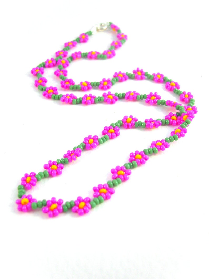 Seed Bead Flower Necklace Hot Pink Beaded Necklace Neon Pink Etsy